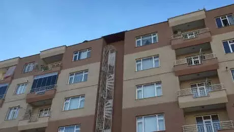 5'inci Kattan Düşerek Ölen Şerife, Toprağa Verildi
