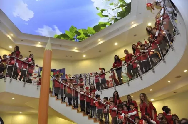 Gkv'li Minik Yüreklerin Cumhuriyet Çoşkusu Gkv'li Minik Yüreklerin Cumhuriyet Çoşkusu