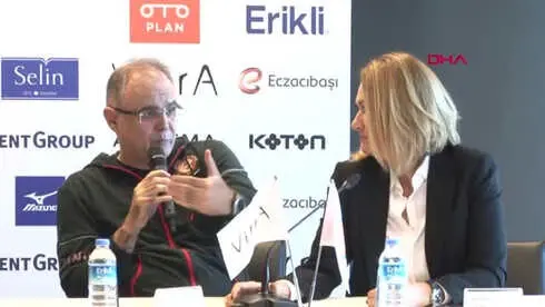 Spor Eczacıbaşı Vitra'da Yeni Sezonun Açılışı Yapıldı Spor Eczacıbaşı Vitra'da Yeni Sezonun Açılışı Yapıldı
