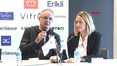 Spor Eczacıbaşı Vitra'da Yeni Sezonun Açılışı Yapıldı Spor Eczacıbaşı Vitra'da Yeni Sezonun Açılışı Yapıldı