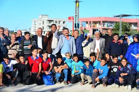Adana'da 'Okul' Eylemi
