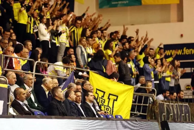 Pota Derbisini Fenerbahçe Kazandı Pota Derbisini Fenerbahçe Kazandı