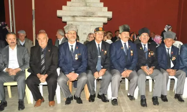 Sürmeli Mahallesi'nde Cumhuriyet Coşkusu Sürmeli Mahallesi'nde Cumhuriyet Coşkusu