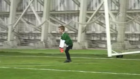 Atiker Konyaspor Teknik Direktörü Çalımbay: 'Hiçbir Takımdan Korkmuyorum' Atiker Konyaspor Teknik Direktörü Çalımbay: 'Hiçbir Takımdan Korkmuyorum'