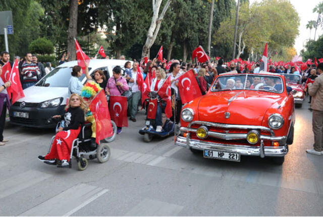 Cumhuriyet'in 95. Yılı Türkiye'nin Her Yerinde Coşkuyla Kutlandı