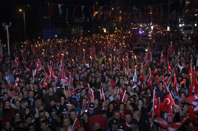 Cumhuriyet'in 95. Yılı Türkiye'nin Her Yerinde Coşkuyla Kutlandı