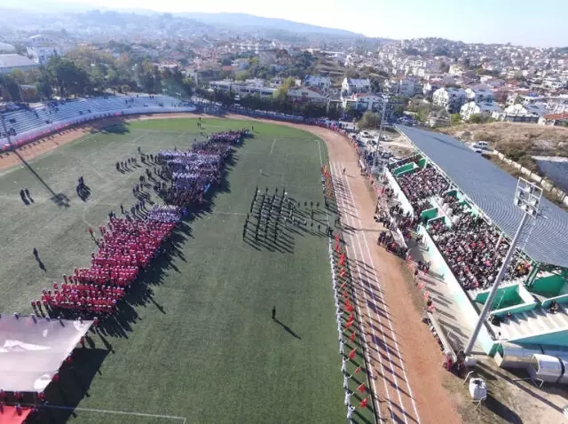 İzmir'in İlçelerinde Cumhuriyetin 95. Yıl Gururu