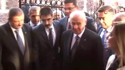 MHP Genel Başkanı Bahçeli: '(3. Havalimanın Açılışı) Türkiye Gelişen, Büyüyen, Selçuklu Kartalı... MHP Genel Başkanı Bahçeli: '(3. Havalimanın Açılışı) Türkiye Gelişen, Büyüyen, Selçuklu Kartalı...