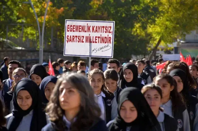 Muş'ta 29 Ekim Cumhuriyet Bayramı Coşkusu Muş'ta 29 Ekim Cumhuriyet Bayramı Coşkusu