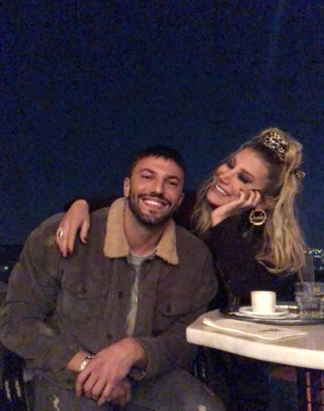 Şarkıcı İrem Derici, Yeni Sevgilisiyle El Ele Görüntülendi