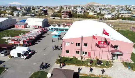Van Büyükşehir Belediyesi, İtfaiye Filosunu Güçlendirdi Van Büyükşehir Belediyesi, İtfaiye Filosunu Güçlendirdi