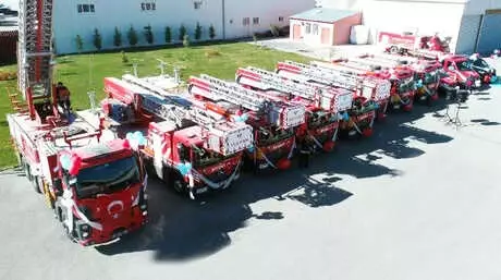 Van Büyükşehir Belediyesi, İtfaiye Filosunu Güçlendirdi Van Büyükşehir Belediyesi, İtfaiye Filosunu Güçlendirdi