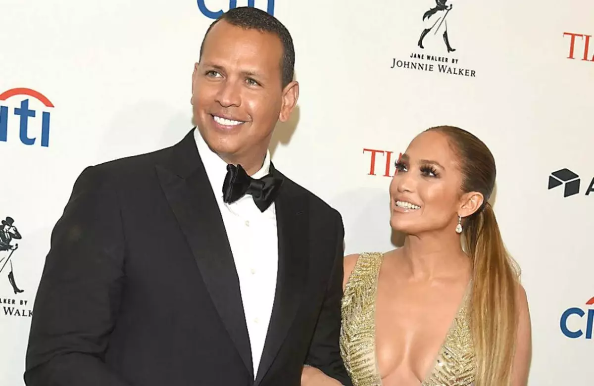 Alex Rodriguez Jlo'ya Beysbol Öğretiyor