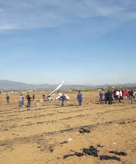 Antalya'da Eğitim Uçağı Düştü: 2 Ölü (2) - Yeniden