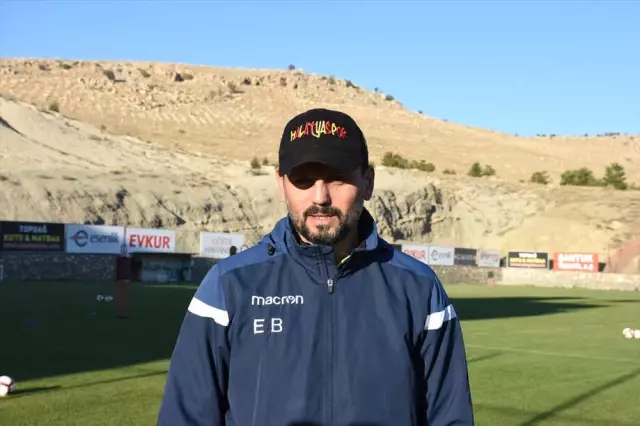 Ayaklarımızın Yere Basması Lazım