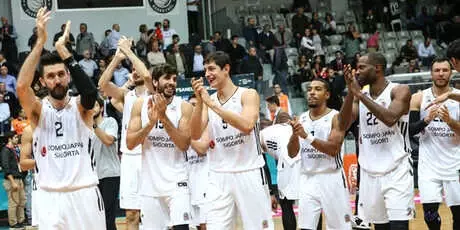 Beşiktaş Sompo Japan, Promitheas Patras ın Konuğu