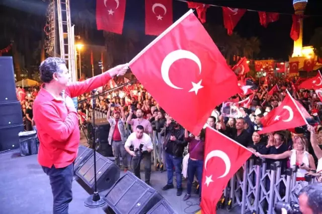 Bodrum'da Coşkulu Cumhuriyet Bayramı Bodrum'da Coşkulu Cumhuriyet Bayramı