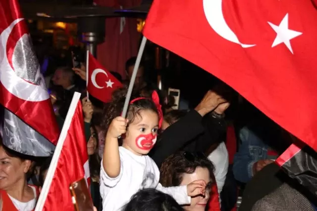 Bodrum'da Coşkulu Cumhuriyet Bayramı Bodrum'da Coşkulu Cumhuriyet Bayramı