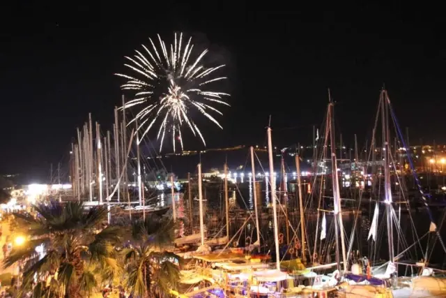 Bodrum'da Coşkulu Cumhuriyet Bayramı Bodrum'da Coşkulu Cumhuriyet Bayramı