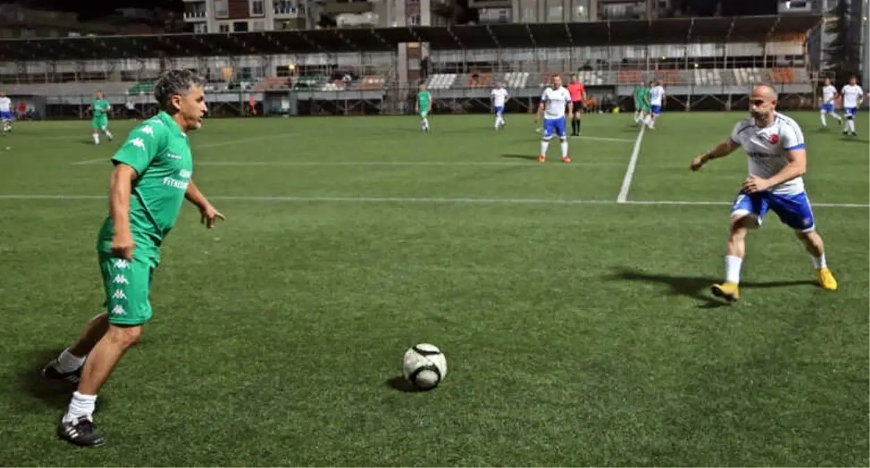 Efeler Masterlar '95. Yıl Kupası'nda Efelendi