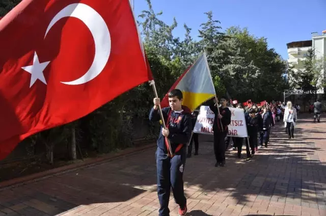 Gkv'liler Cumhuriyet'in 95. Yılı İçin Yürüdü Gkv'liler Cumhuriyet'in 95. Yılı İçin Yürüdü