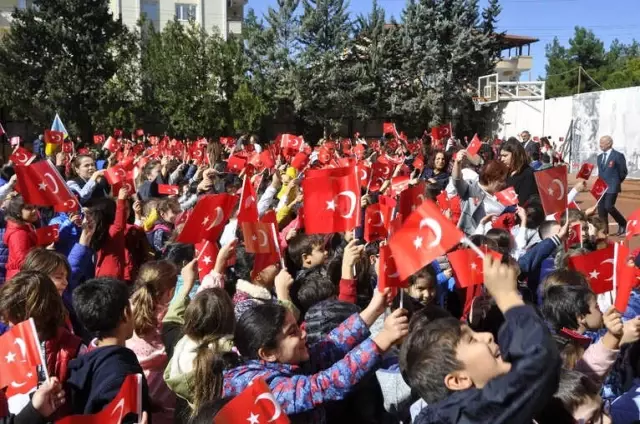 Gkv'liler Cumhuriyet'in 95. Yılı İçin Yürüdü Gkv'liler Cumhuriyet'in 95. Yılı İçin Yürüdü