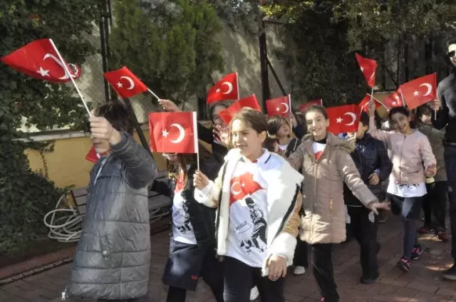 Gkv'liler Cumhuriyet'in 95. Yılı İçin Yürüdü Gkv'liler Cumhuriyet'in 95. Yılı İçin Yürüdü