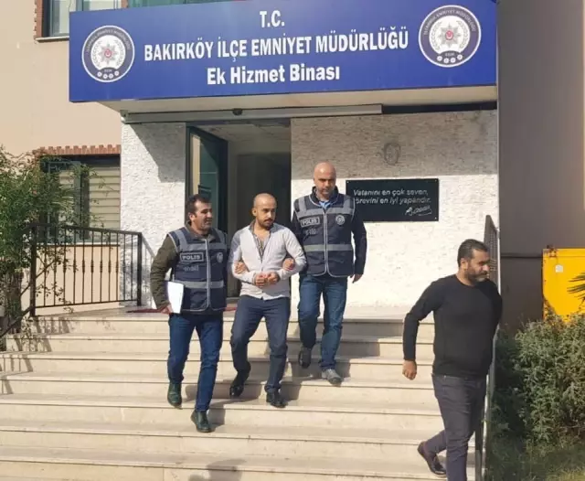 Oyuncu Abisinin Katilini, Otomobilde Pompalı Tüfekle İnfaz Etti Oyuncu Abisinin Katilini, Otomobilde Pompalı Tüfekle İnfaz Etti