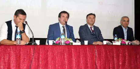 Ali Gültiken, Oğuz Çetin, Ergün Penbe ve Hami Mandıralı Hatay'da