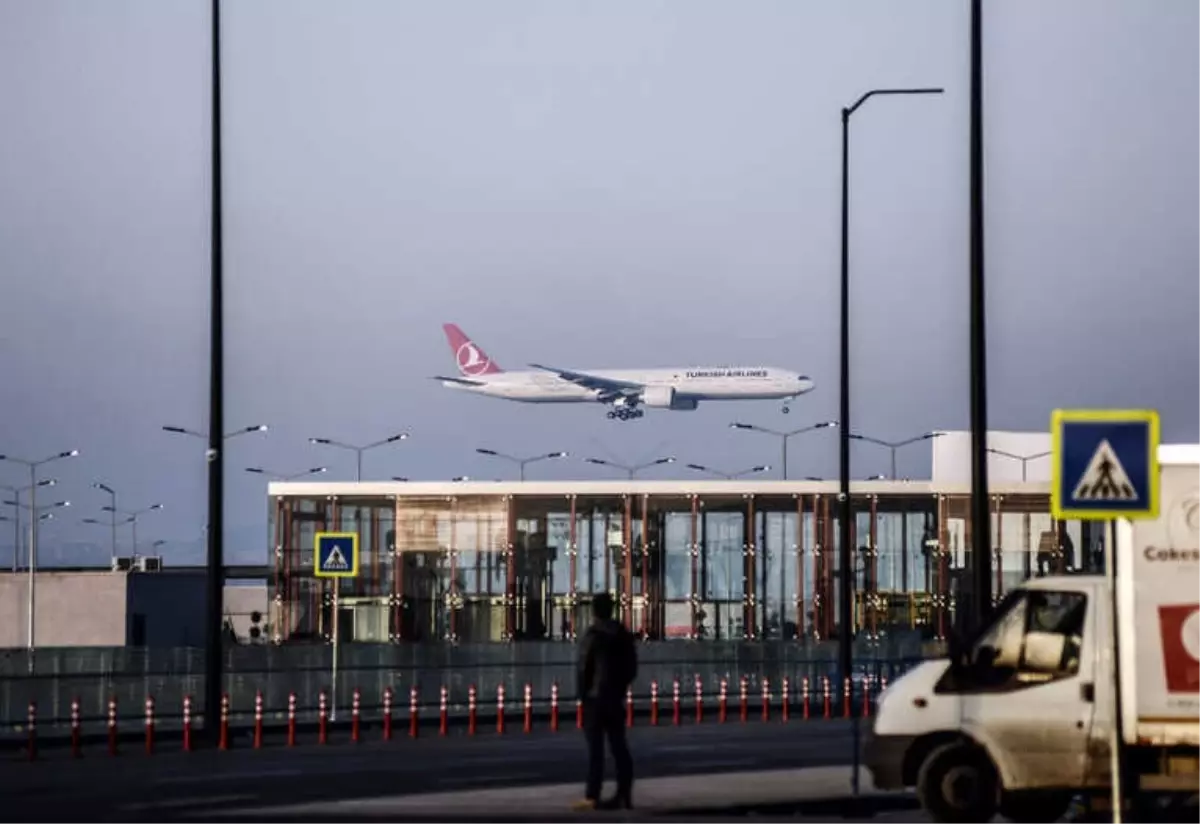 İstanbul Havalimanı'ndan İlk Sefer Yapıldı