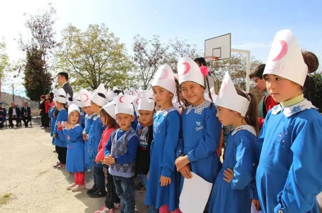 Kula'da Kızılay Haftası Kutlandı Kula'da Kızılay Haftası Kutlandı