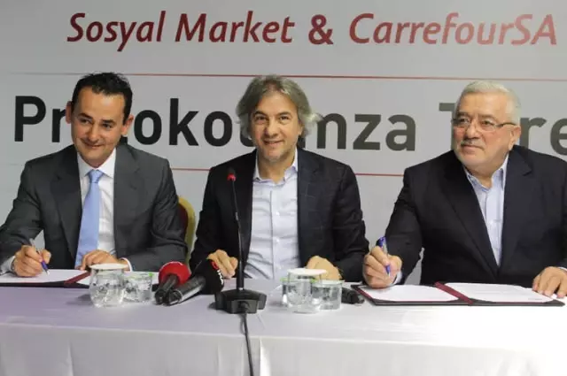 Beyoğlu Belediyesi Sosyal Market ile Carrefoursa Arasında İşbirliği Protokolü İmzalandı Beyoğlu Belediyesi Sosyal Market ile Carrefoursa Arasında İşbirliği Protokolü İmzalandı