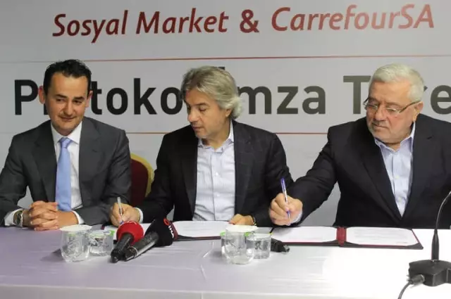 Beyoğlu Belediyesi Sosyal Market ile Carrefoursa Arasında İşbirliği Protokolü İmzalandı Beyoğlu Belediyesi Sosyal Market ile Carrefoursa Arasında İşbirliği Protokolü İmzalandı