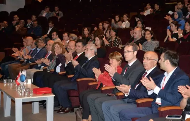 Üniversite Kütüphanesine 25 Milyon Liralık Yatırım Üniversite Kütüphanesine 25 Milyon Liralık Yatırım