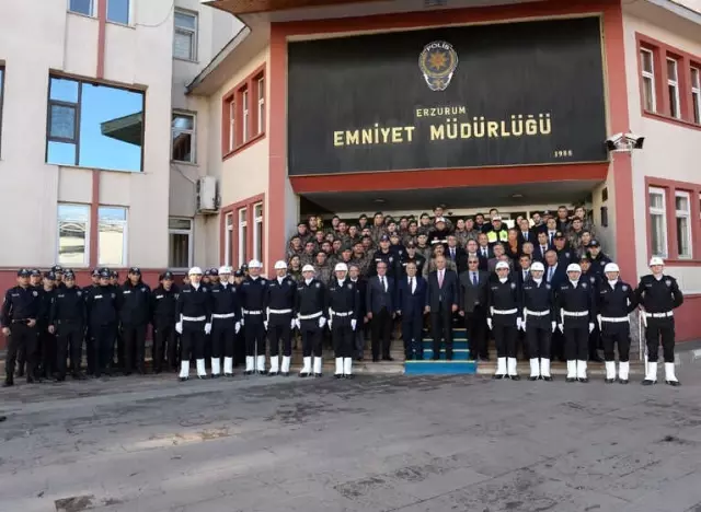 Vali Azizoğlu Veda Ziyaretlerini Sürdürüyor Vali Azizoğlu Veda Ziyaretlerini Sürdürüyor