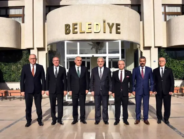 Vali Güvençer İlçelere Veda Ediyor Vali Güvençer İlçelere Veda Ediyor