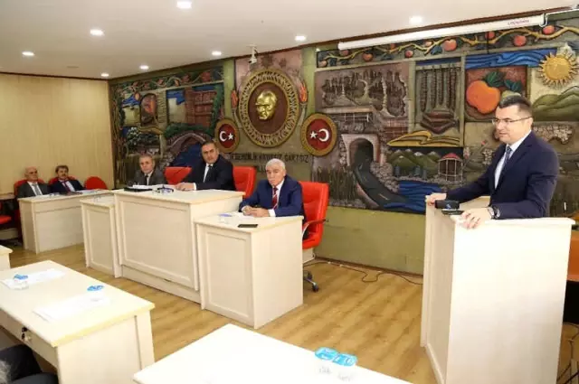 Vali Memiş, İl Genel Meclisine Veda Etti Vali Memiş, İl Genel Meclisine Veda Etti