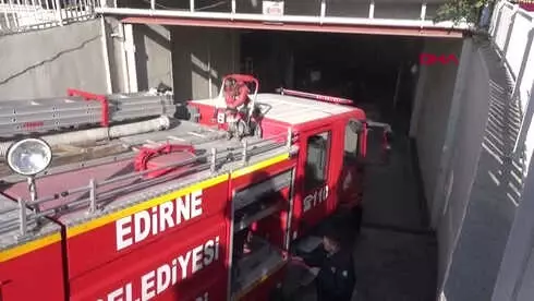 Edirne'de 446 Daireli Sitenin Kazanı Patladı Edirne'de 446 Daireli Sitenin Kazanı Patladı
