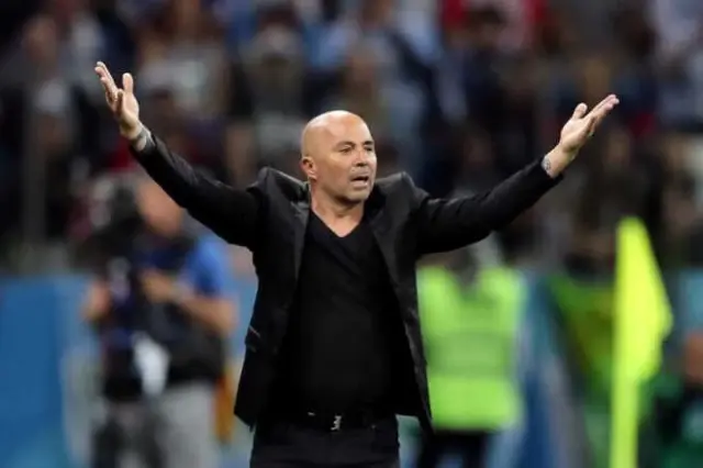 Fenerbahçe'nin Gündeminde Yer Alan Jorge Sampaoli'nin Avukatı Fernando Barredes İstanbul'a Geldi Fenerbahçe'nin Gündeminde Yer Alan Jorge Sampaoli'nin Avukatı Fernando Barredes İstanbul'a Geldi