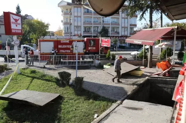 Her Şey Bir Anda Oldu: 1'i Ağır 3 Yaralı Her Şey Bir Anda Oldu: 1'i Ağır 3 Yaralı