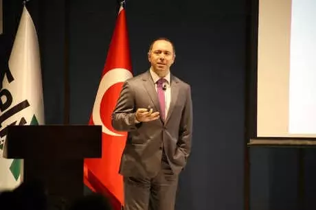 İş Yatırım / Manukyan: Türkiye Bir An Önce