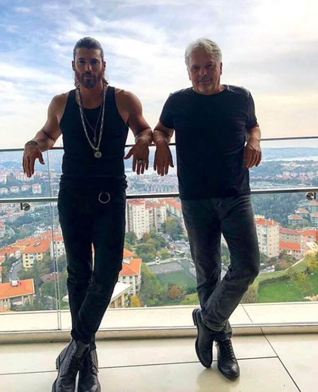Kankası Değil Annesi! İşte Can Yaman'ın Annesini Görenler İnanmıyor