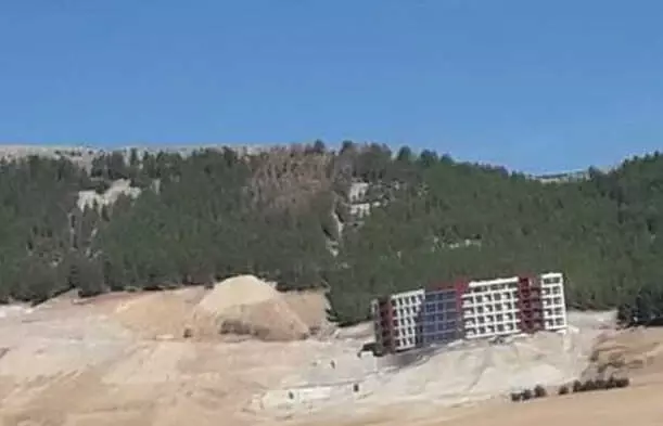 Ormandaki Dev Ormandaki Dev
