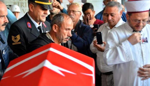 Şehidin Babası, Acı Haberin Mezarlık Müdürlüğü Tarafından Verildiğini Doğruladı