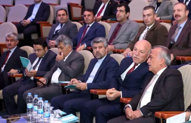 Anadolu ve Gürcistan İlişkileri Atatürk Üniversitesi'nde Konuşuldu