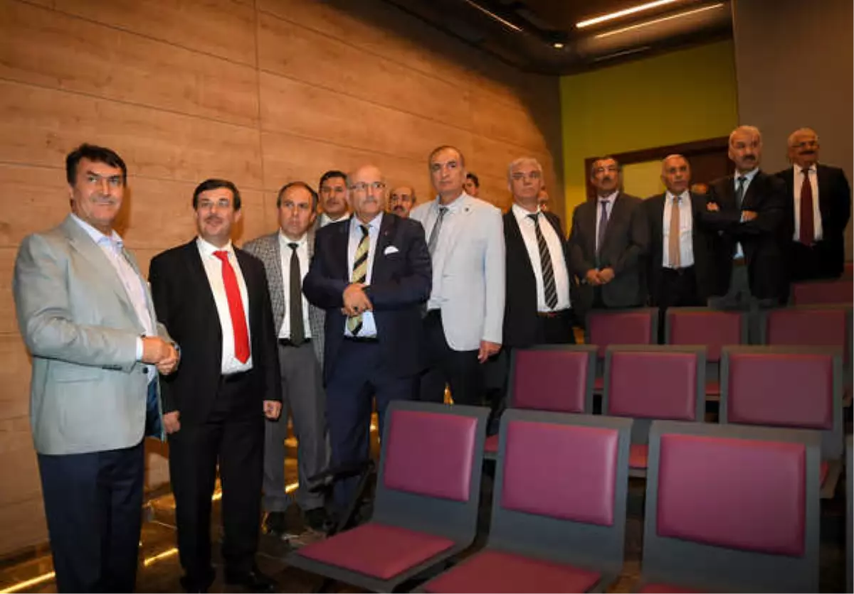 Eğitim Camiası Panorama 1326'da Buluştu