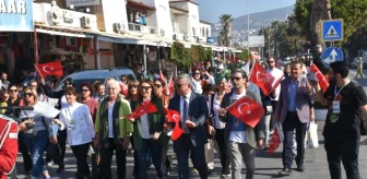 Kuşadası'nda Zeytin Festivali Kortej Yürüyüşüyle Başladı
