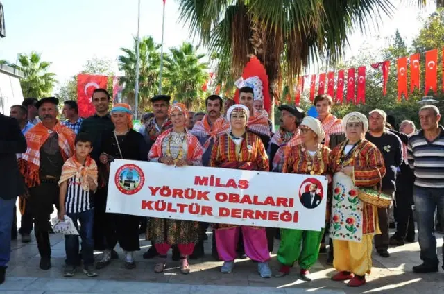Milas Zeytin Hasat Şenliği Kutlandı Milas Zeytin Hasat Şenliği Kutlandı