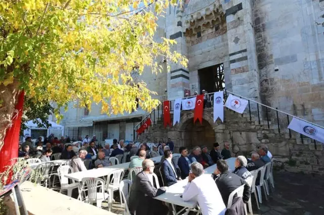 Şehit Babası Yine Yüreklere Dokundu, Hainlere Tokat Gibi Yanıt Verdi Şehit Babası Yine Yüreklere Dokundu, Hainlere Tokat Gibi Yanıt Verdi