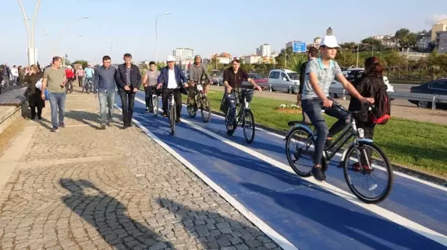 Trabzon'un Yeni Bisiklet Yolu Hizmete Girdi Trabzon'un Yeni Bisiklet Yolu Hizmete Girdi